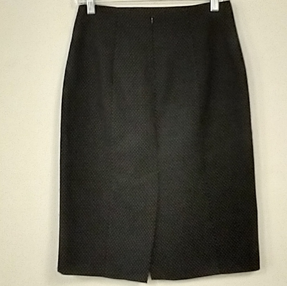 BCX Skirt - Picture 2 of 4